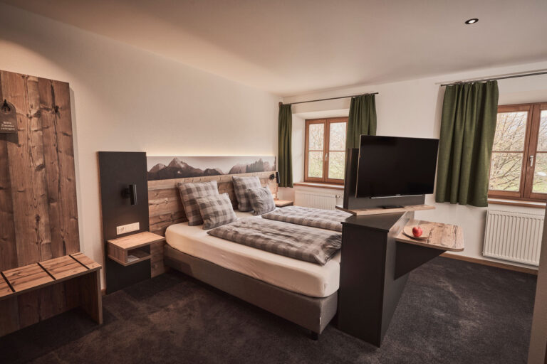 Deluxe-Zimmer, Raitner Wirt, Schleching, Raiten, Rait'ner Wirt, Gasthaus Rait'n, Übernachtung Rait'n, Übernachtung Raiten, Hotel Rain, Hotel Schleching, Hotel Rait'n, Hunde, Hundehotel