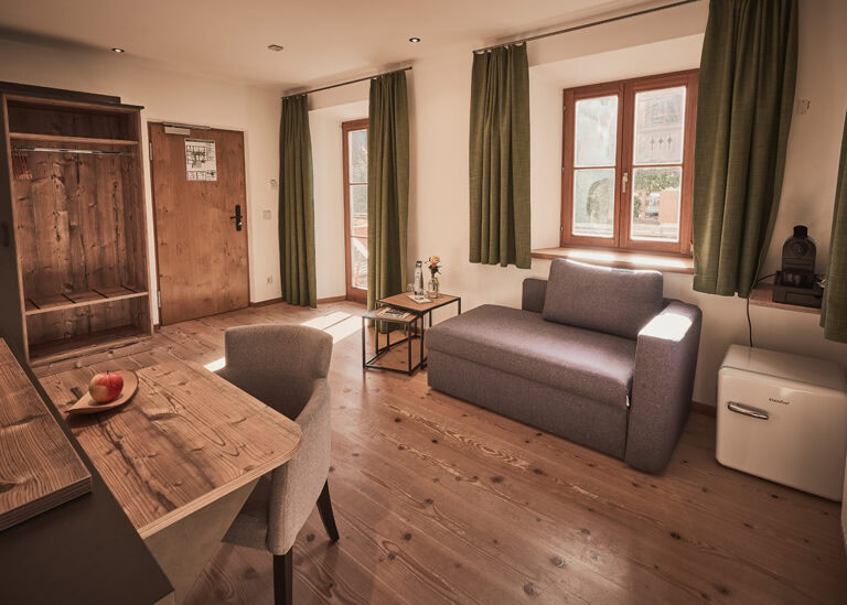 Deluxe-Zimmer, Raitner Wirt, Schleching, Raiten, Rait'ner Wirt, Gasthaus Rait'n, Übernachtung Rait'n, Übernachtung Raiten, Hotel Rain, Hotel Schleching, Hotel Rait'n, Hunde, Hundehotel