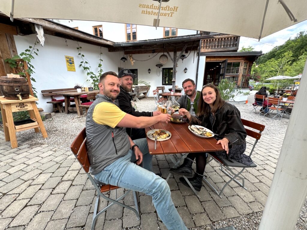 Teilnehmer von Mein Lokal Dein Lokal am Chiemsee im Biergarten